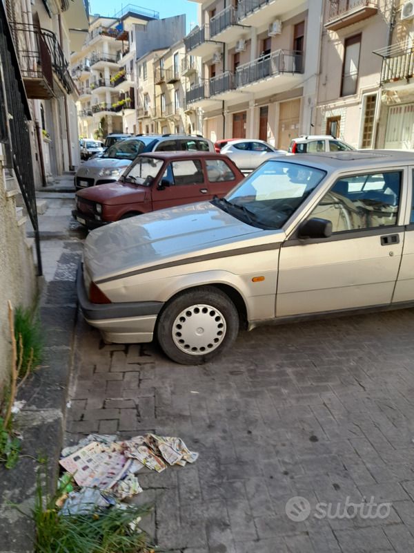 Usata Alfa Romeo 75 120 CV (88 kW) 1989 Berlina