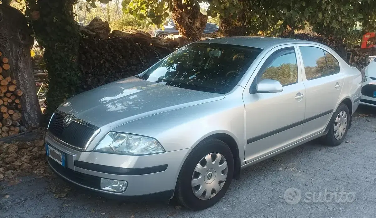 Usata Skoda Octavia 105 CV (77 kW) 2006 Grigio Berlina