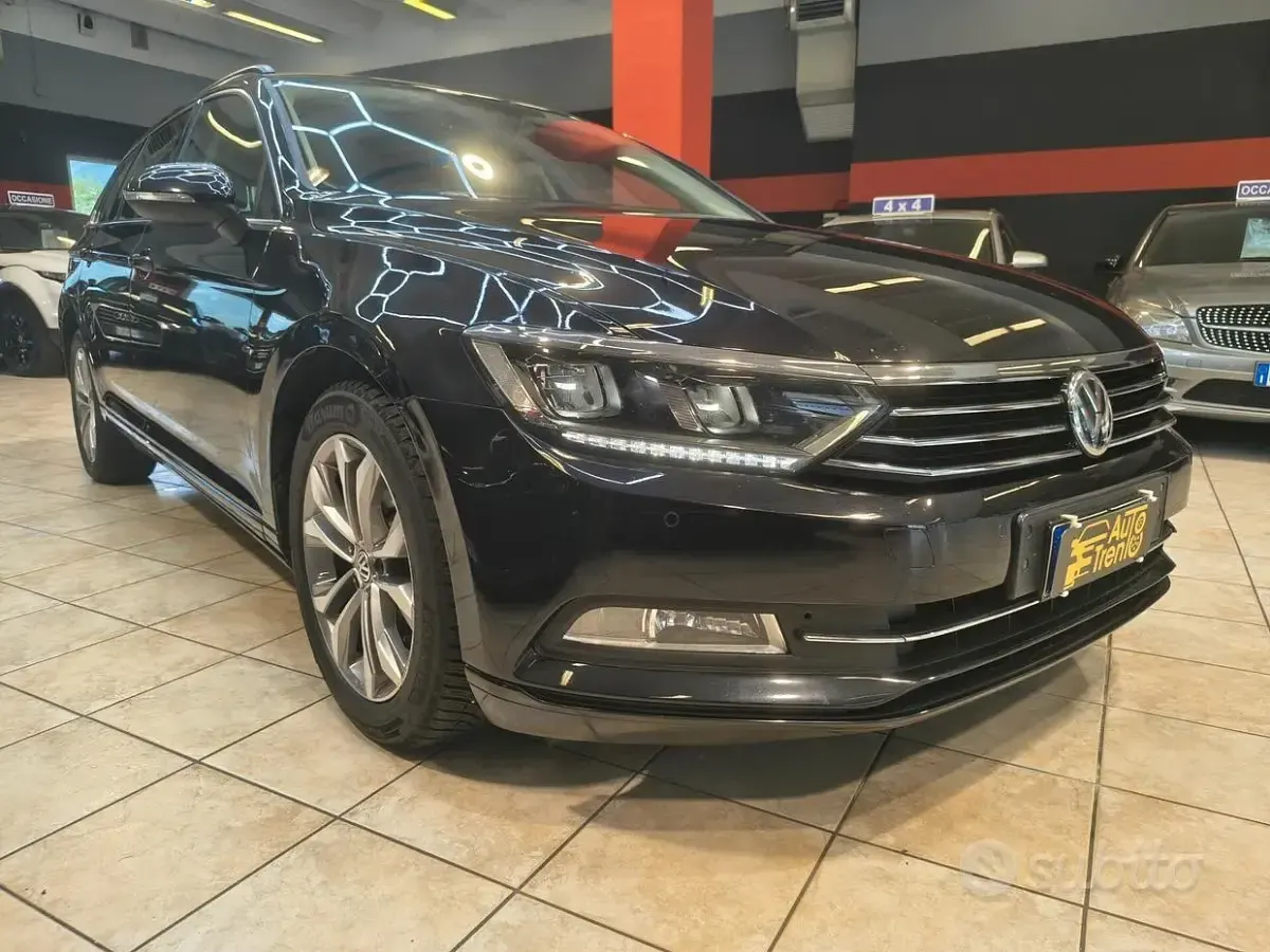 Usata VW Passat Highline 150 CV (110 kW) 2016 Nero Station wagon