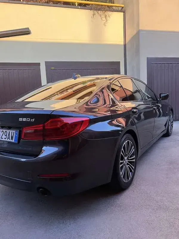 Usata BMW 520 Sport Line 190 CV (139 kW) 2017 Berlina