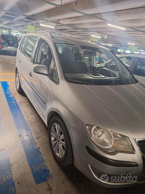 Usata VW Touran 101 CV (74 kW) 2008 Grigio Monovolume