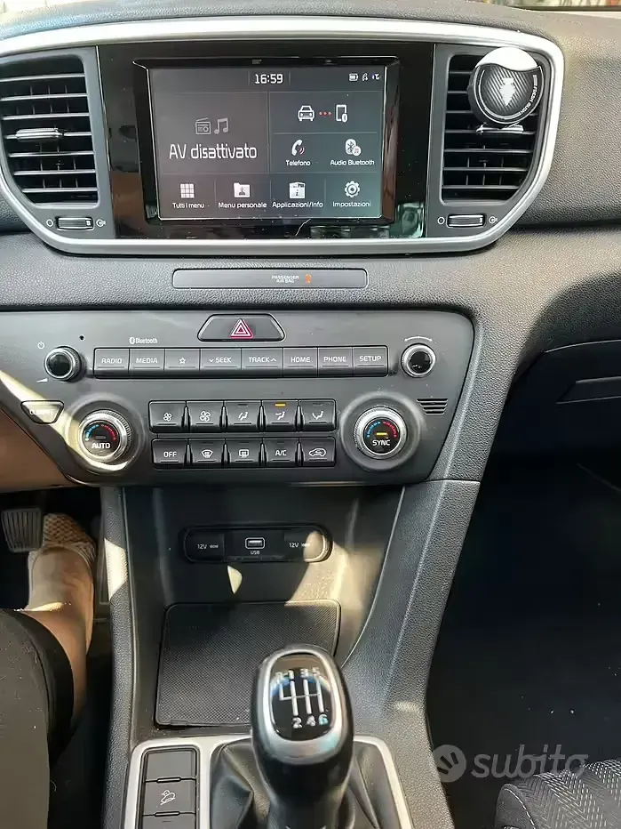 Usata Kia Sportage 132 CV (97 kW) 2019 Grigio SUV