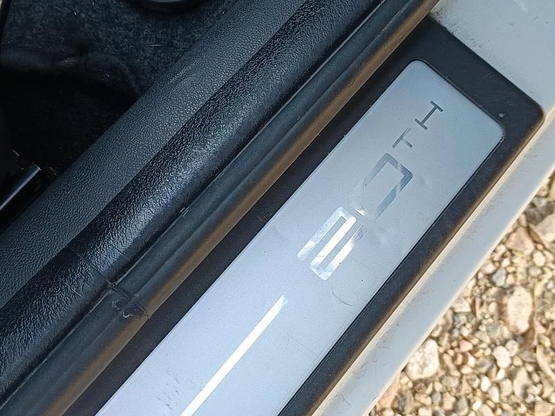 Usata Renault Clio II 75 CV (55 kW) 2010 Bianco Berlina