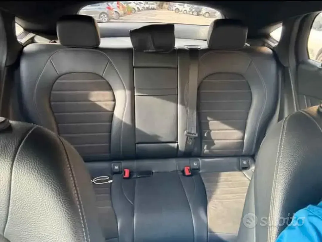 Usata Mercedes GLC300 Premium Plus 245 CV (180 kW) 2020 Blu SUV