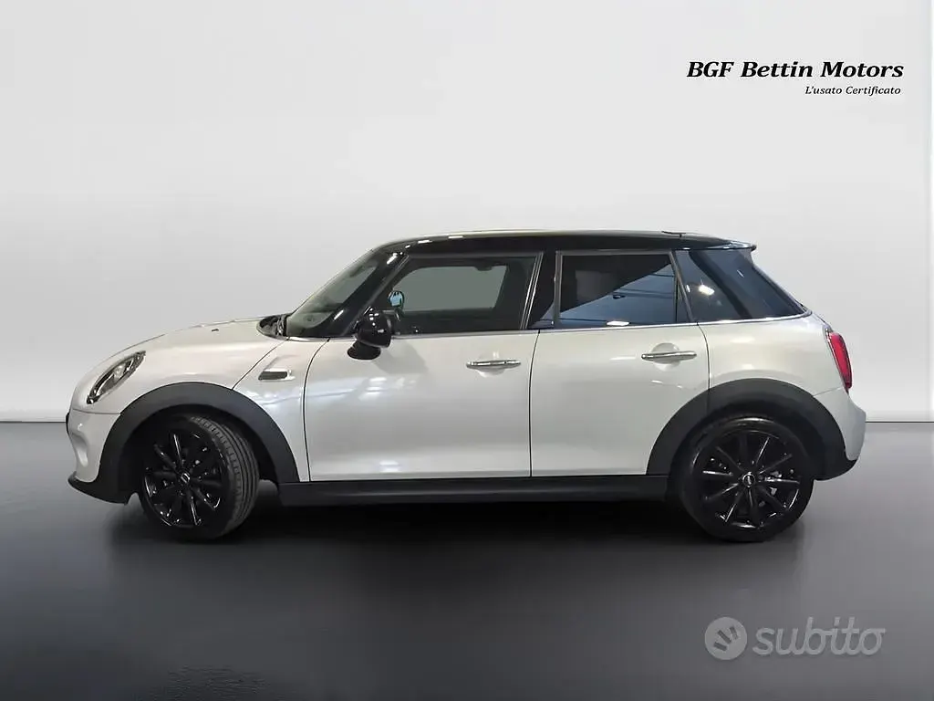 Usata Mini Cooper D 116 CV (85 kW) 2019 Bianco Utilitaria