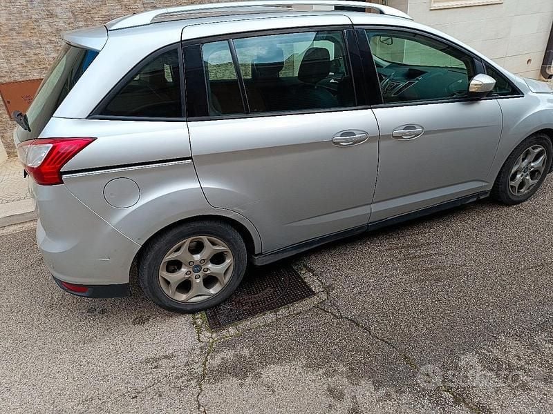 Usata Ford C-MAX 115 CV (84 kW) 2011 Grigio Monovolume