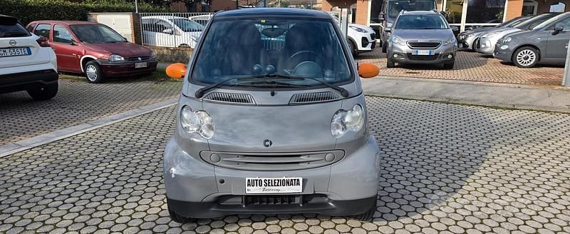 Usata Smart ForTwo Coupé Pure 61 CV (44 kW) 2005 Grigio Coupé