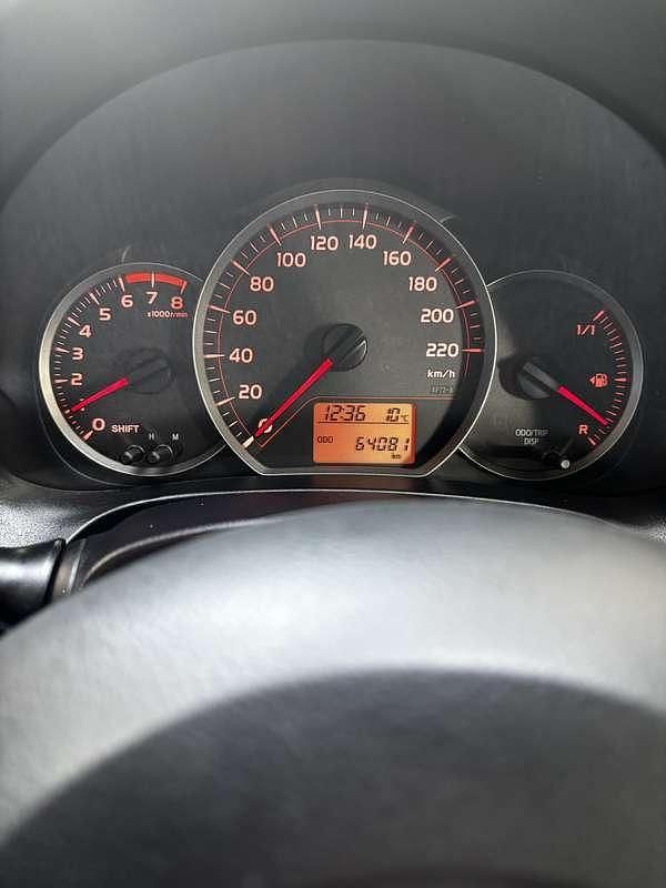 Usata Toyota Yaris 87 CV (63 kW) 2012 Bianco Utilitaria