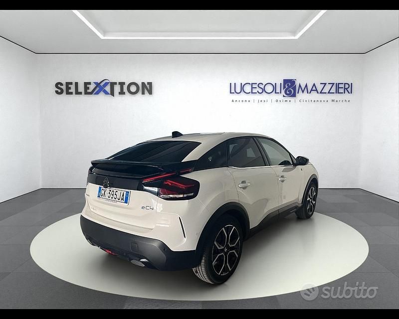 Usata Citroën e-C4 Shine 100 kW (136 CV) 2023 Bianco Berlina