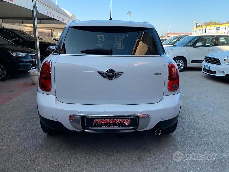 Usata Mini Cooper Countryman 111 CV (81 kW) 2013 Bianco SUV
