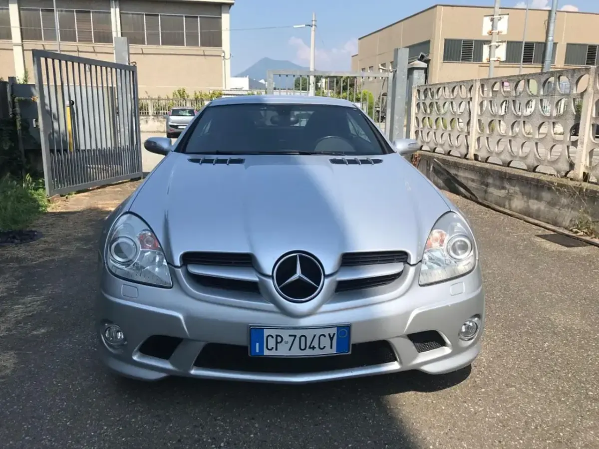 Usata Mercedes SLK200 163 CV (119 kW) 2004 Argento Cabrio