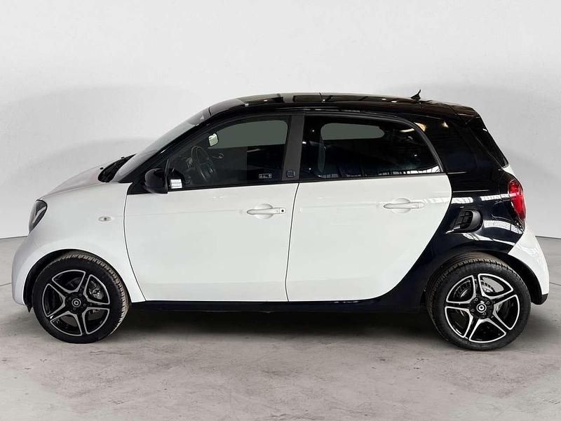 Usata Smart ForFour Electric Drive 60 kW (82 CV) 2020 Bianco Utilitaria
