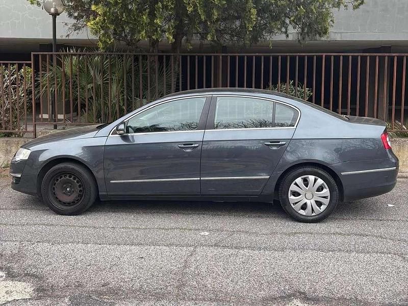Usata VW Passat Comfortline 150 CV (110 kW) 2010 Grigio Berlina