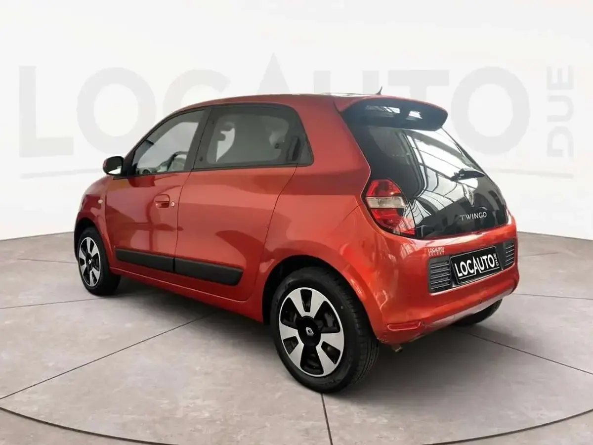 Usata Renault Twingo SE 71 CV (52 kW) 2015 Arancione Utilitaria