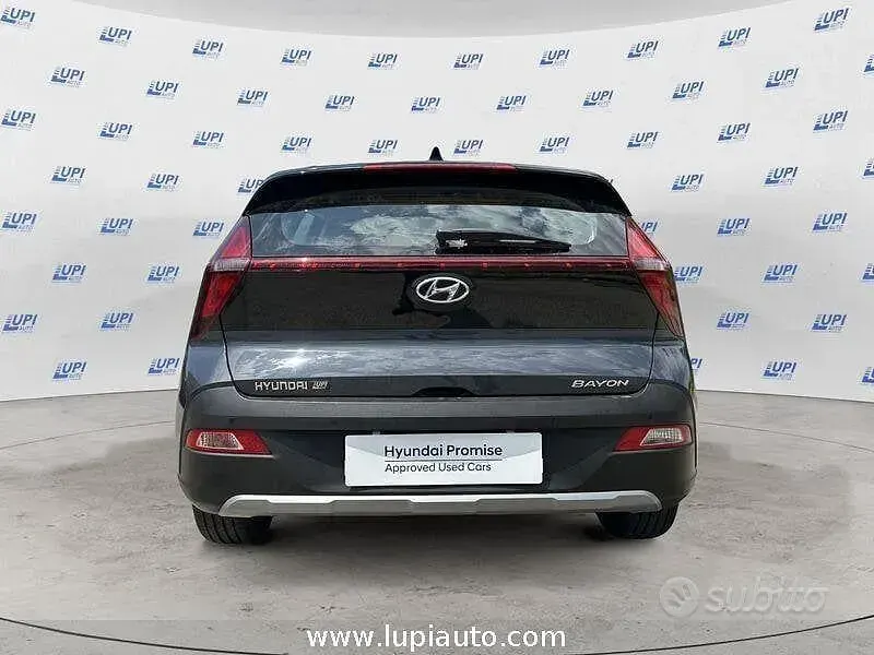 Usata Hyundai Bayon 84 CV (61 kW) 2023 Grigio SUV
