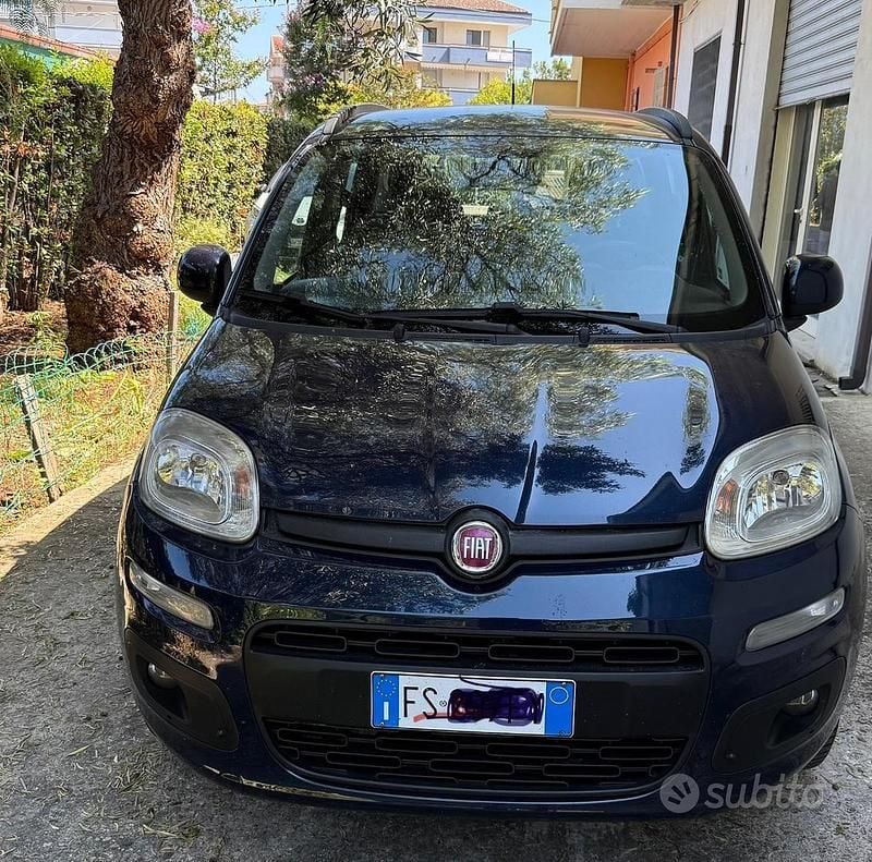 Usata Fiat Panda 109 CV (80 kW) 2018 Blu/azzurro Utilitaria