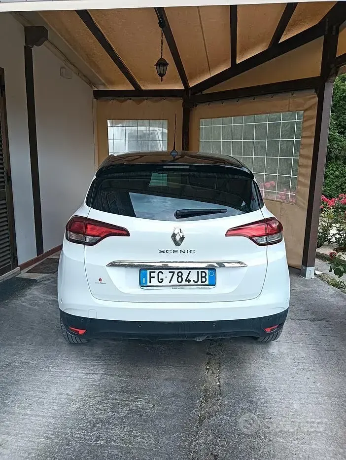 Usata Renault Scénic IV 131 CV (96 kW) 2016 Bianco Monovolume