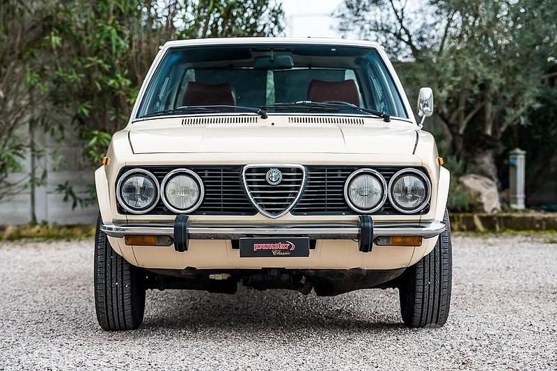 Usata Alfa Romeo Alfetta 1970 Bianco Coupé