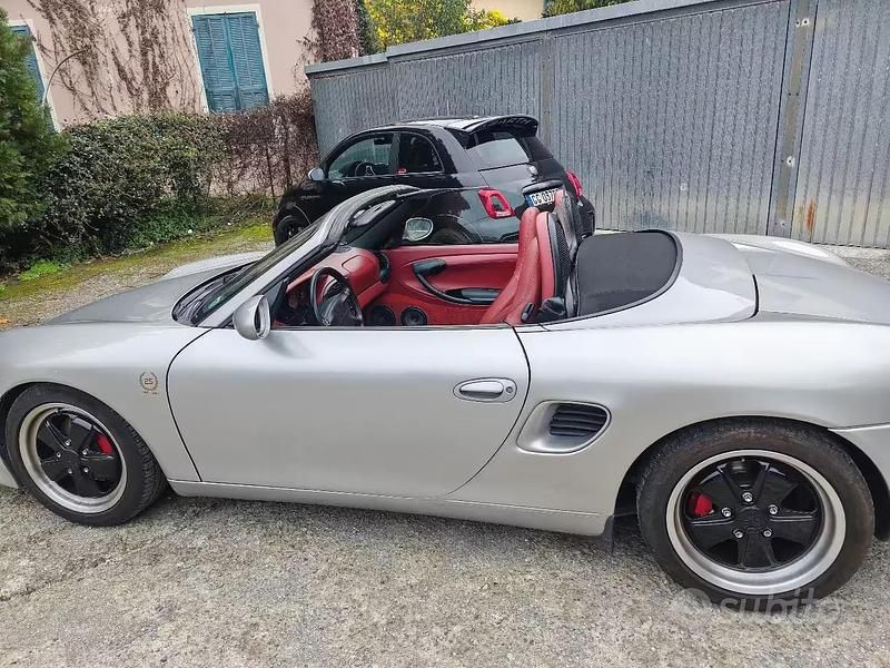 Usata Porsche 986 Boxster 204 CV (150 kW) 1997 Grigio Cabrio