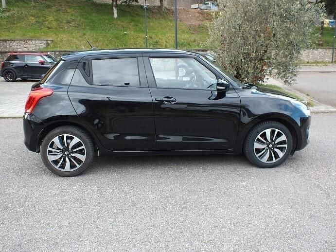 Usata Suzuki Swift 90 CV (66 kW) 2020 Nero Utilitaria