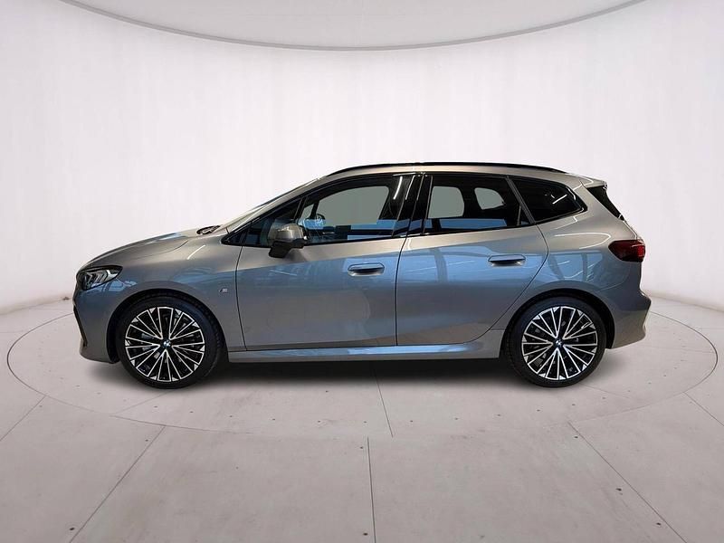 Usata BMW 223 Active Tourer Shadowline 204 CV (150 kW) 2023 Grigio Monovolume