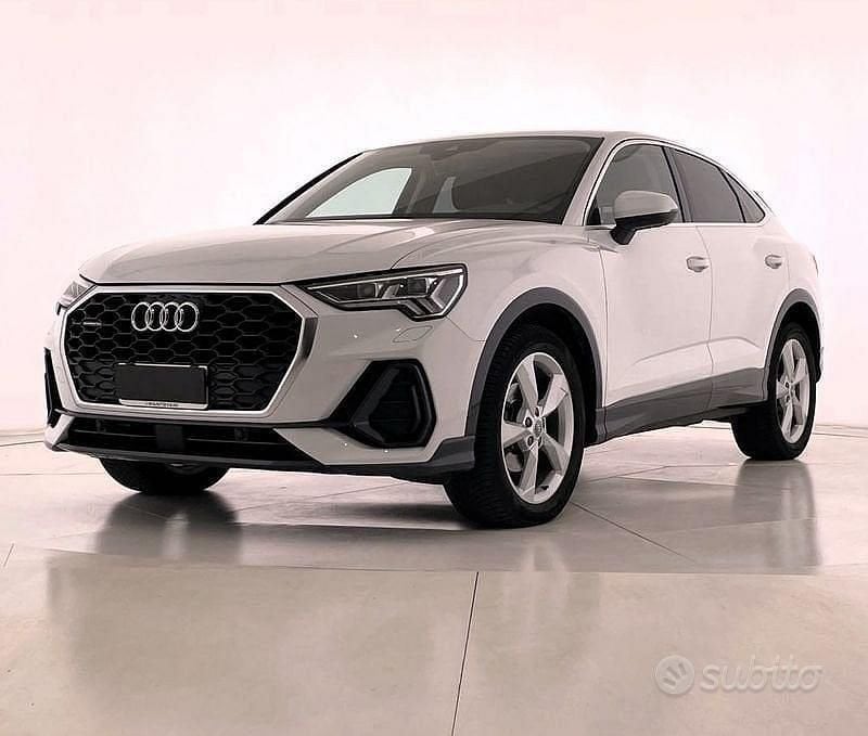 Bianco Usata 2020 Audi Q3 S-Line SUV | 34.800 € (Molto cara) - Immagine 1/4