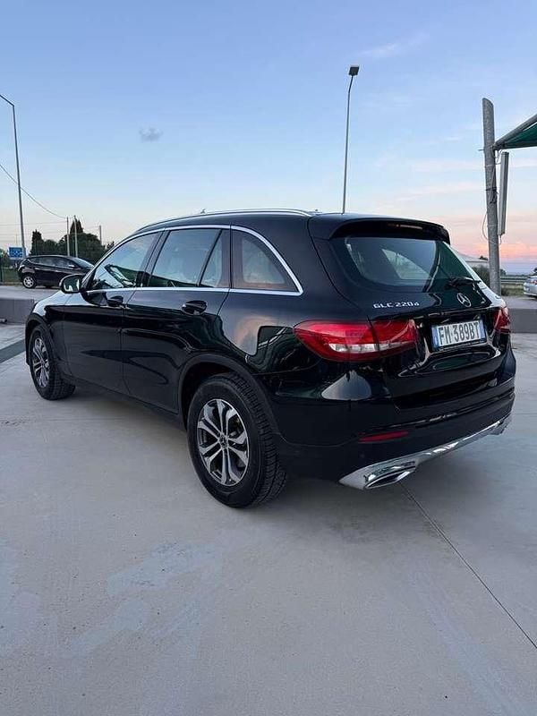 Usata Mercedes GLC220 170 CV (125 kW) 2017 Nero SUV