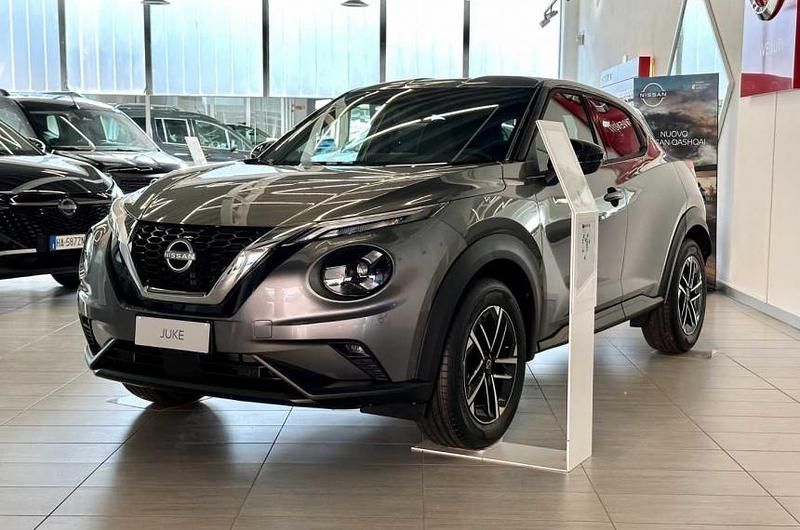 Usata Nissan Juke N-Connecta 114 CV (83 kW) 2021 Blu/azzurro metallizzato SUV