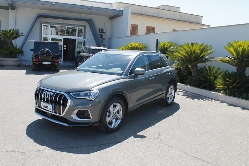 Usata Audi Q3 Advanced 150 CV (110 kW) 2024 Grigio SUV