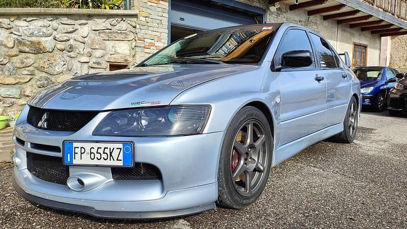 Usata Mitsubishi Lancer Evolution 265 CV (194 kW) 2006 Argento Berlina