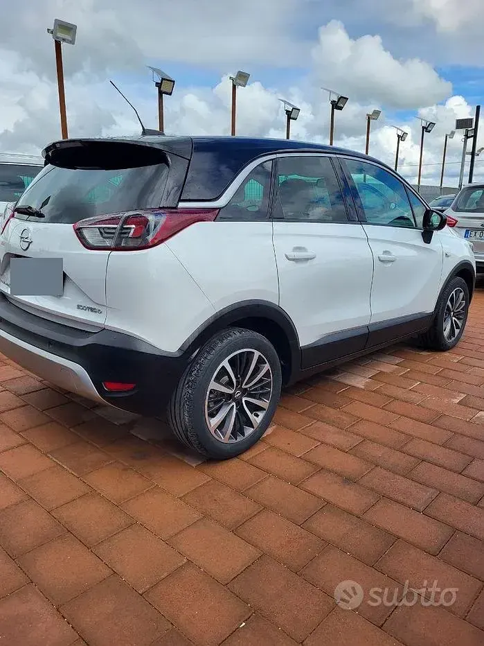 Usata Opel Crossland 99 CV (72 kW) 2018 Bianco SUV