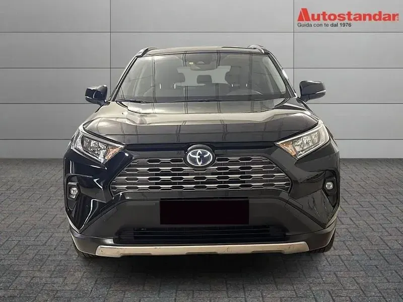 Usata Toyota RAV4 Hybrid Active 218 CV (160 kW) 2024 Nero SUV
