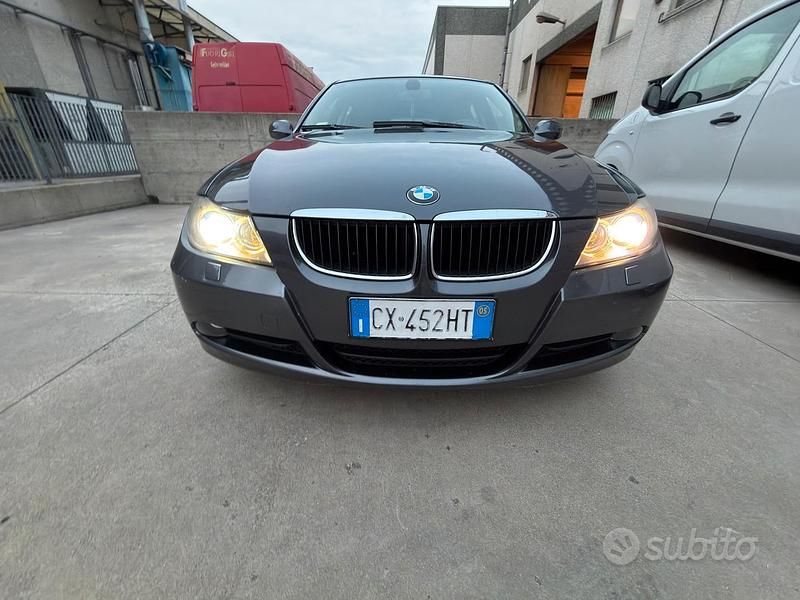 Usata BMW 320 M Sport 163 CV (119 kW) 2005 Grigio Station wagon