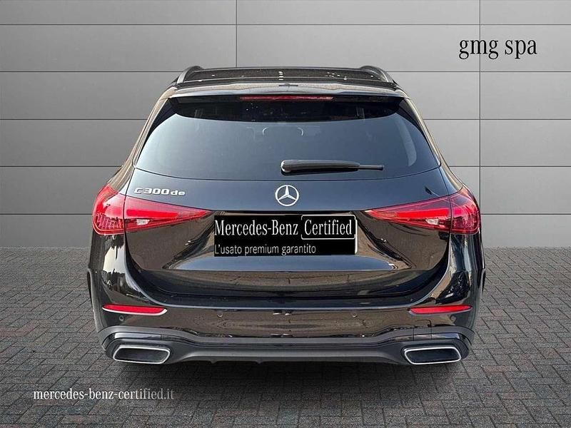 Usata Mercedes C300e Premium 313 CV (230 kW) 2024 Nero Station wagon