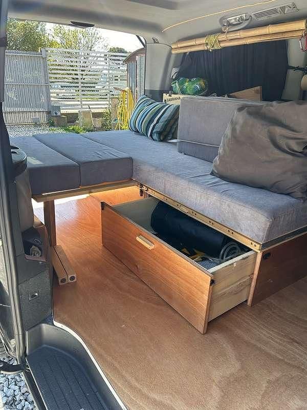 Begagnad Mercedes Viano Avantgarde 224 HK (164 kW) 2013 Svart Minibuss