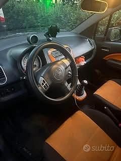 Usata Opel Agila 65 CV (47 kW) 2009 Nero Utilitaria