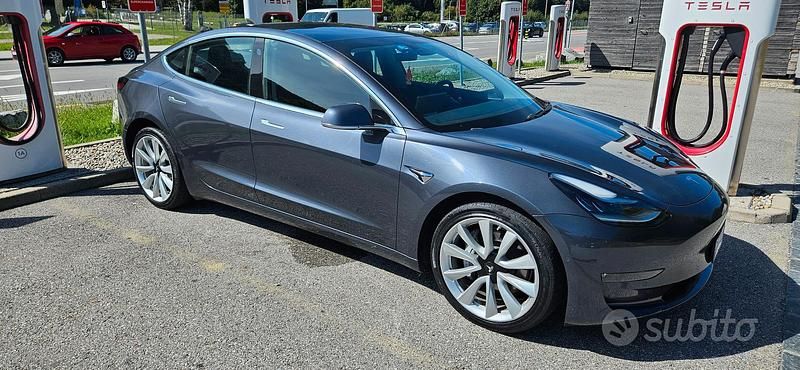 Usata Tesla Model 3 152 kW (208 CV) 2020 Grigio Berlina