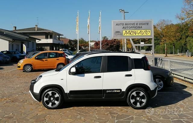 Nuova Fiat Panda Cross 65 CV (47 kW) 2025 Bianco Utilitaria