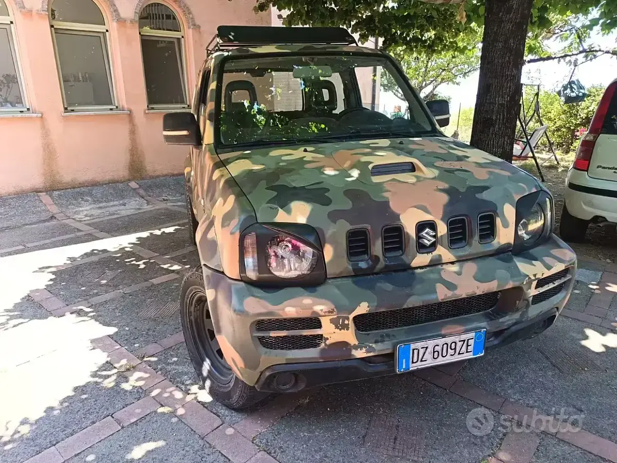 Usata Suzuki Jimny 86 CV (63 kW) 2010 SUV