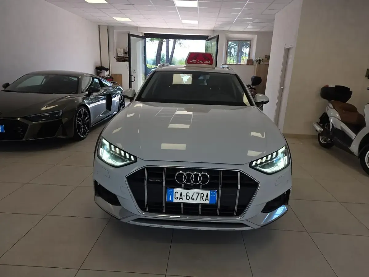 Usata Audi A4 Allroad Business 190 CV (139 kW) 2020 Bianco Station wagon
