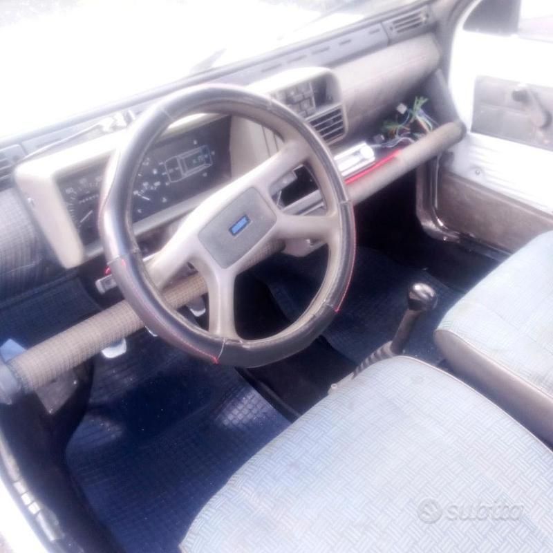 Usata Fiat Panda 4x4 Trekking 50 CV (36 kW) 1993 Bianco Utilitaria