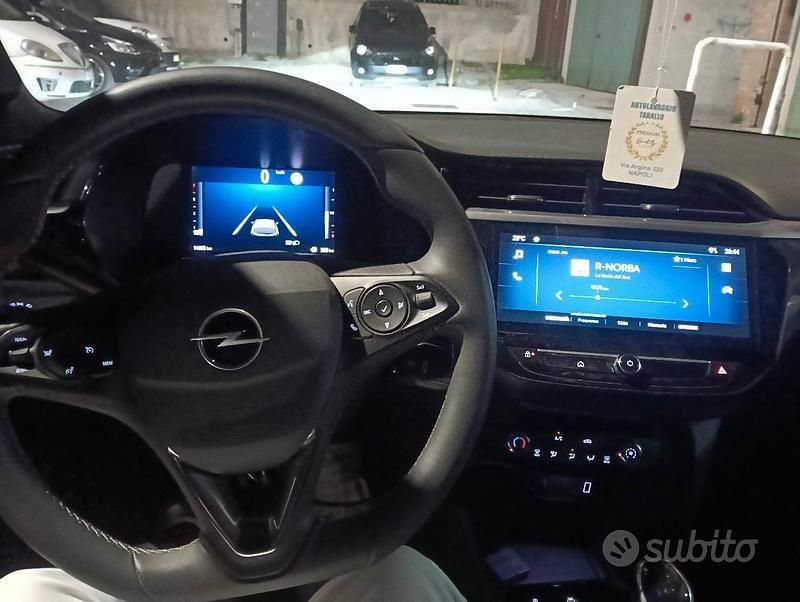 Usata Opel Corsa GS Line 75 CV (55 kW) 2024 Nero Berlina