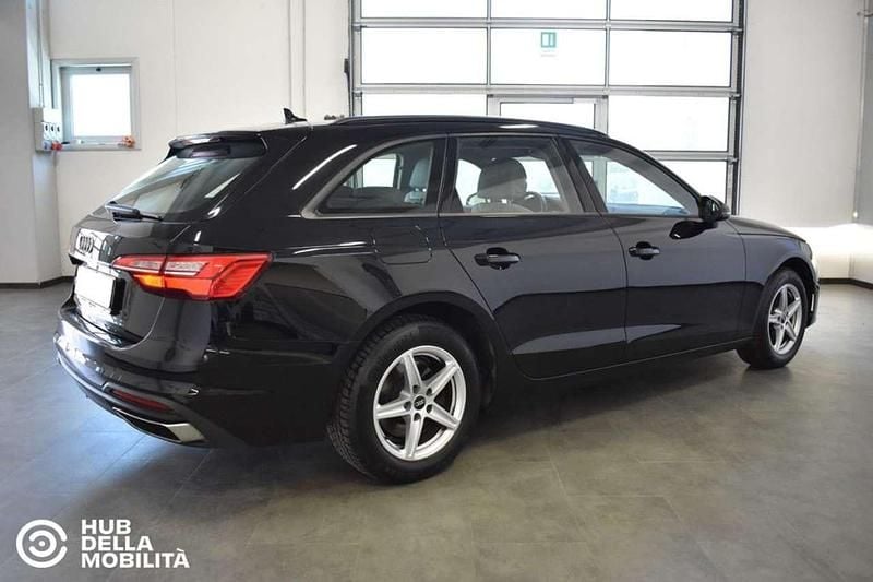 Usata Audi A4 150 CV (110 kW) 2021 Nero Station wagon