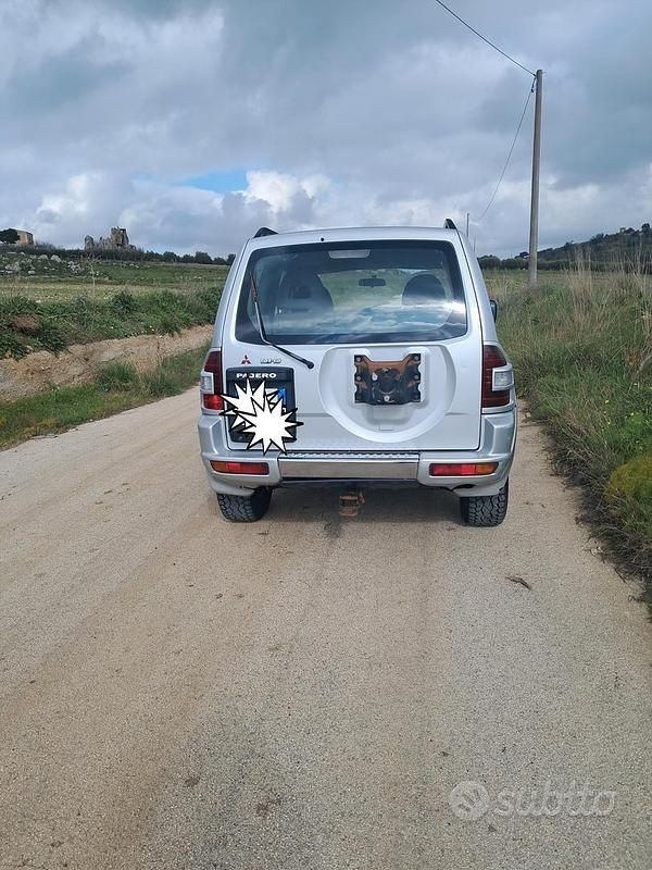 Usata Mitsubishi Pajero 2003 Grigio SUV