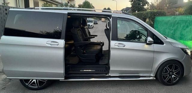 Usata Mercedes V250 Executive 190 CV (139 kW) 2019 Grigio Monovolume