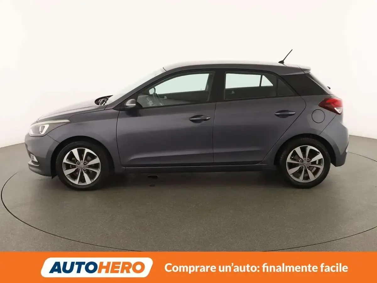 Usata Hyundai i20 Style 84 CV (61 kW) 2015 Grigio Utilitaria