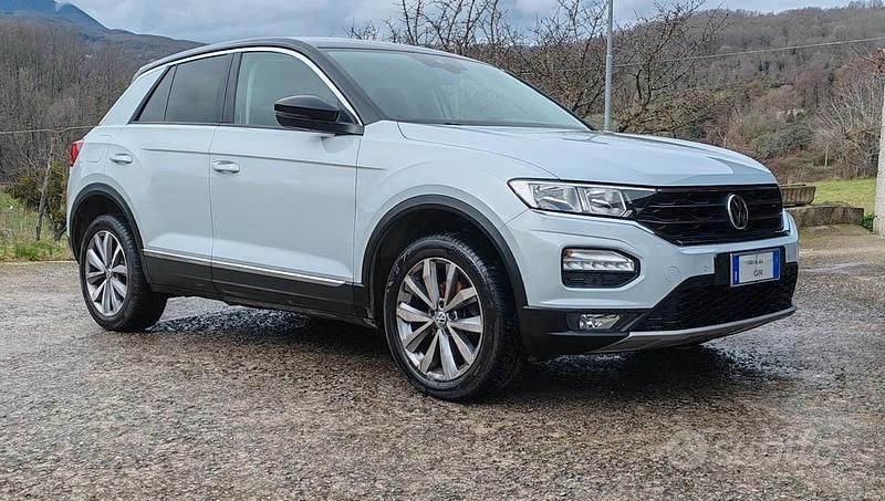 Usata VW T-Roc Style 116 CV (85 kW) 2019 Bianco SUV