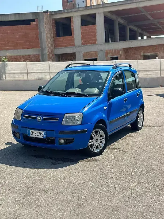 Usata Fiat Panda 60 CV (44 kW) 2006 Bluazzurro Utilitaria
