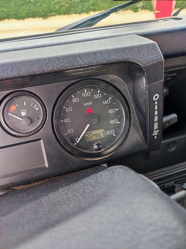 Usata Land Rover Defender S 122 CV (89 kW) 2004 Verde SUV