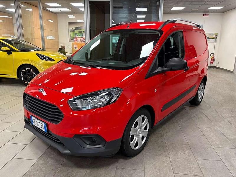 Usata Ford Transit 99 CV (72 kW) 2021 Race red Furgone